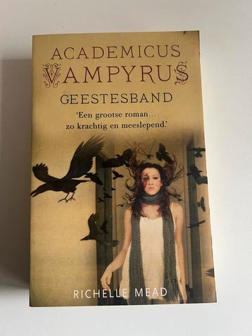 Richelle Mead - Geestesband beschikbaar voor biedingen