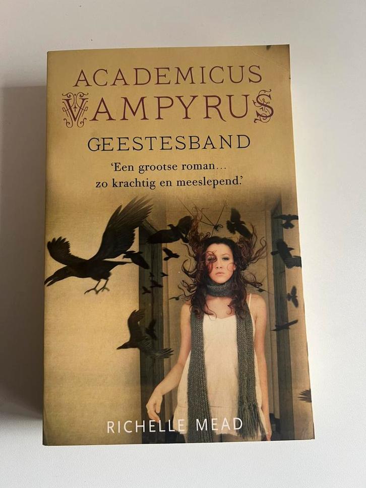 Richelle Mead - Geestesband, Boeken, Kinderboeken | Jeugd | 13 jaar en ouder, Ophalen of Verzenden