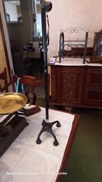 Wandelstok met 4 poten., Divers, Bâtons de marche, Enlèvement, Comme neuf