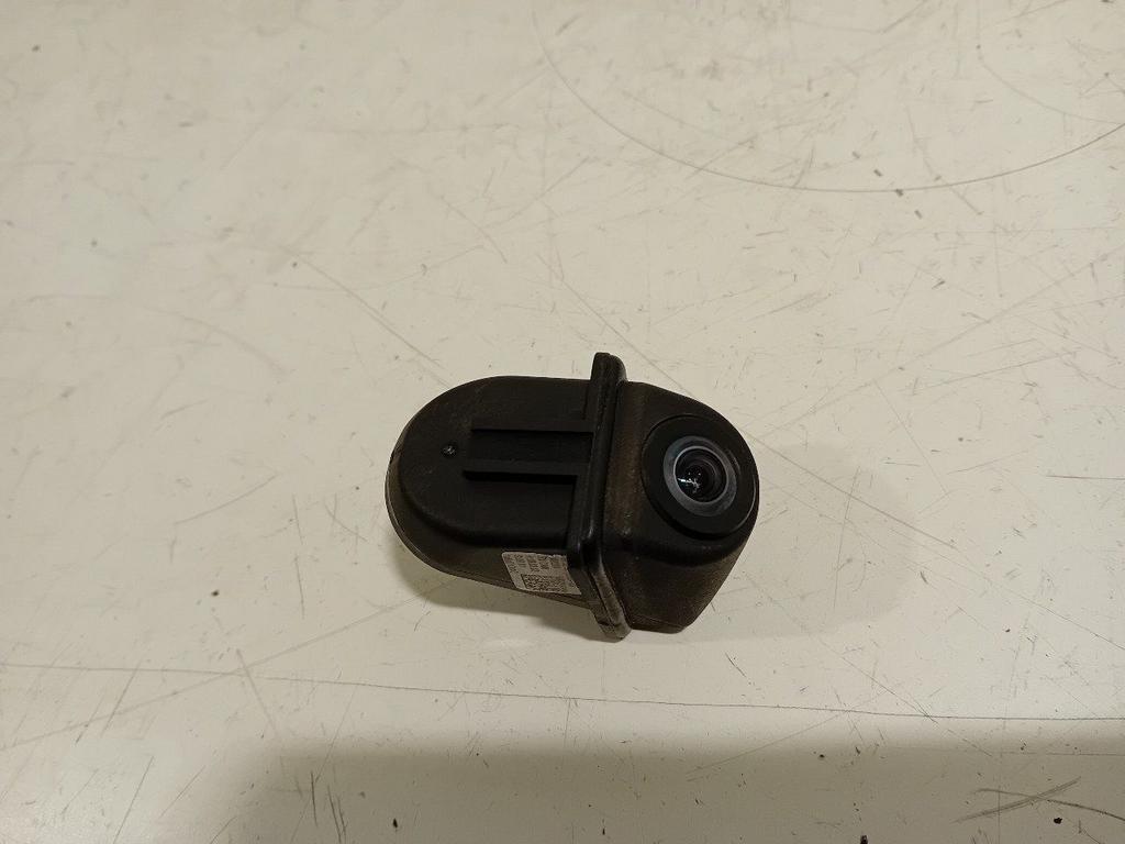 Camera achter BMW 5 serie, Onderdelen@venauto.nl, Van der Ven Autorecycling B.V., Ettenseweg 76, 4706 PB Roosendaal, The Netherlands