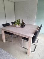 Tafel in verweerd eikenhout, Huis en Inrichting, Tafels | Eettafels, Ophalen, Zo goed als nieuw, Vijf personen of meer, Verweerd eikenhout