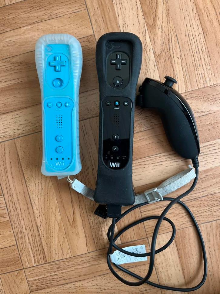 2 manette wii - Full Motion Plus + Accessoires, Consoles de jeu & Jeux vidéo, Consoles de jeu | Nintendo Consoles | Accessoires