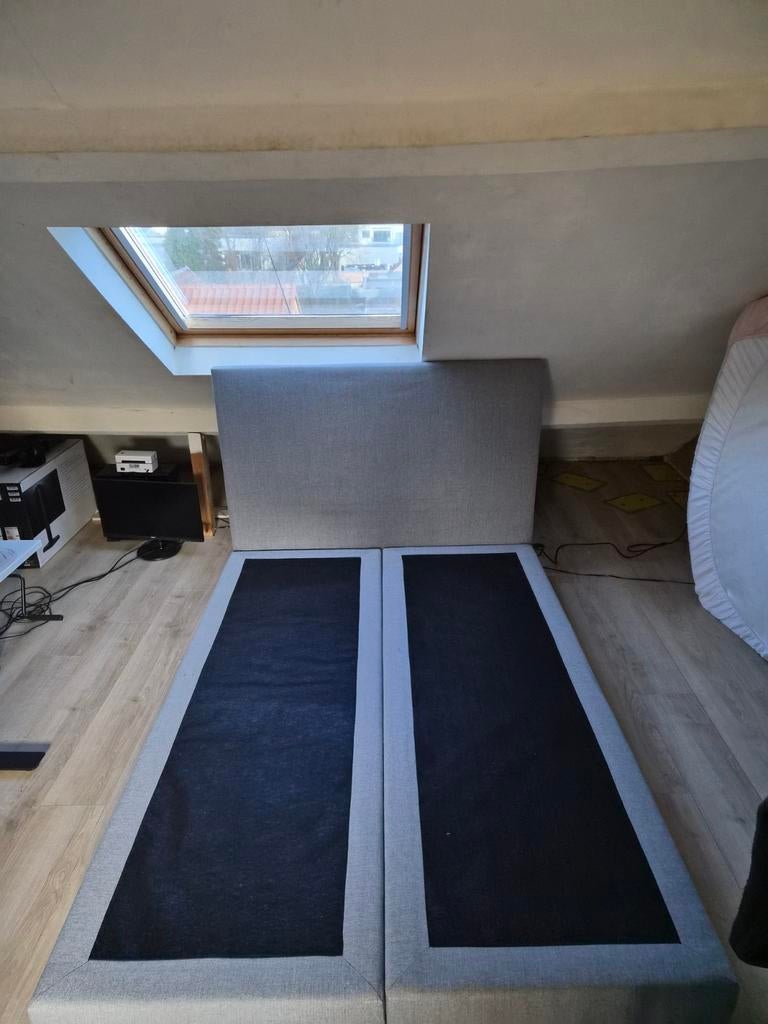 Sommier Tapissier 140x210cm – Grand Confort – Très Bon État, 210 cm, Enlèvement, Sommier, Deux personnes