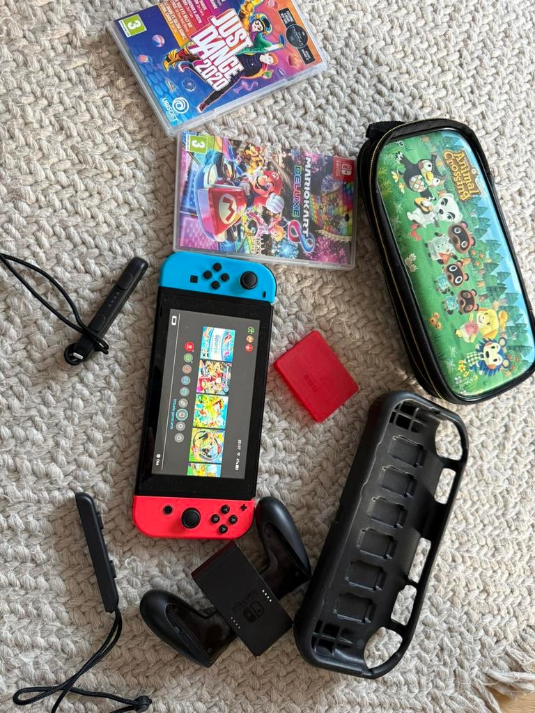 Nintendo Switch + draagtas, bescherming en 2 games, Consoles de jeu & Jeux vidéo, Enlèvement, Comme neuf