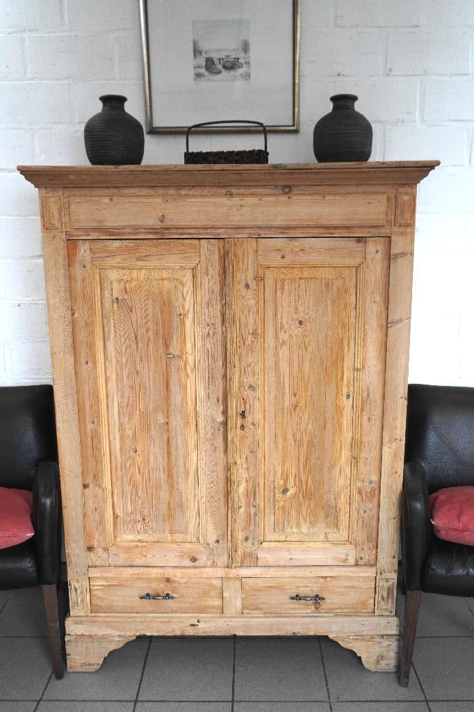 Très joli buffet type Bonheur du Jour en pin massif, Enlèvement ou Envoi