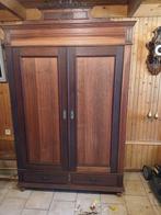 Eiken kast met leggers, Ophalen