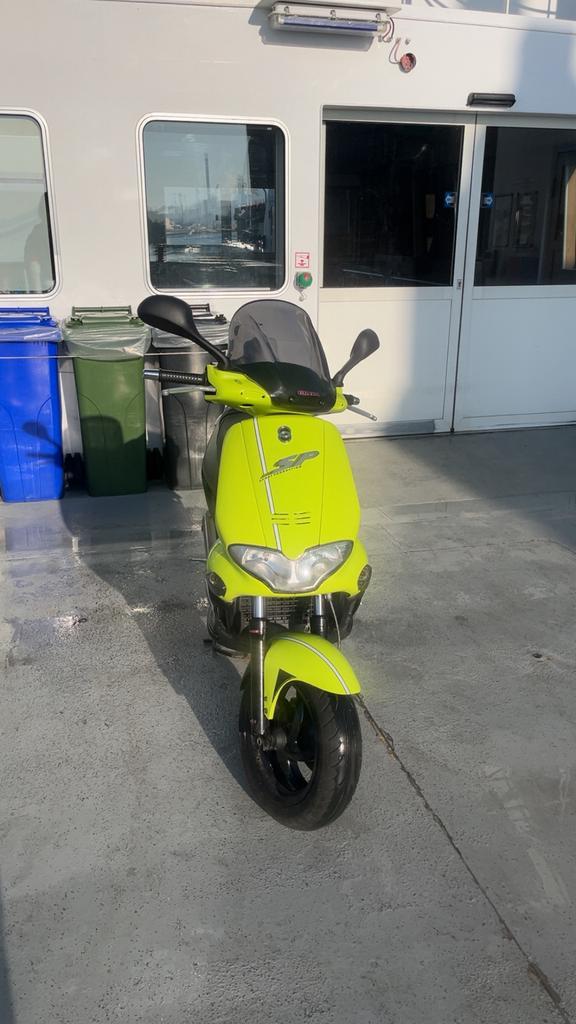Gilera runner A1, Vélos & Vélomoteurs, Scooters | Peugeot, Comme neuf, Enlèvement ou Envoi