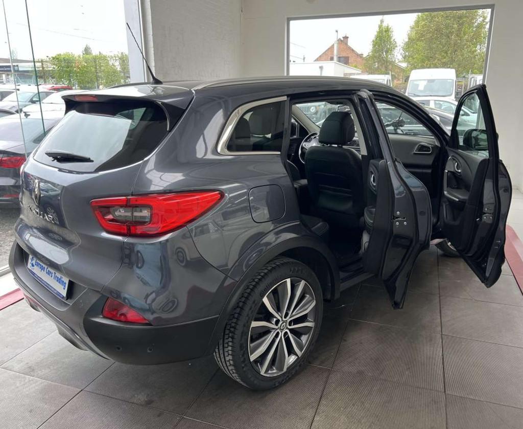 Renault Kadjar INTENS TCe 130CH TOIT PANO ENTRETIEN COMPLET, Kadjar, Parkeersensor, Gebruikt, Zwart