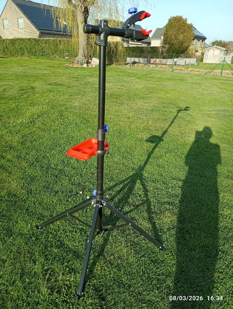 Rangement vélo, Vélos & Vélomoteurs, Enlèvement, Comme neuf