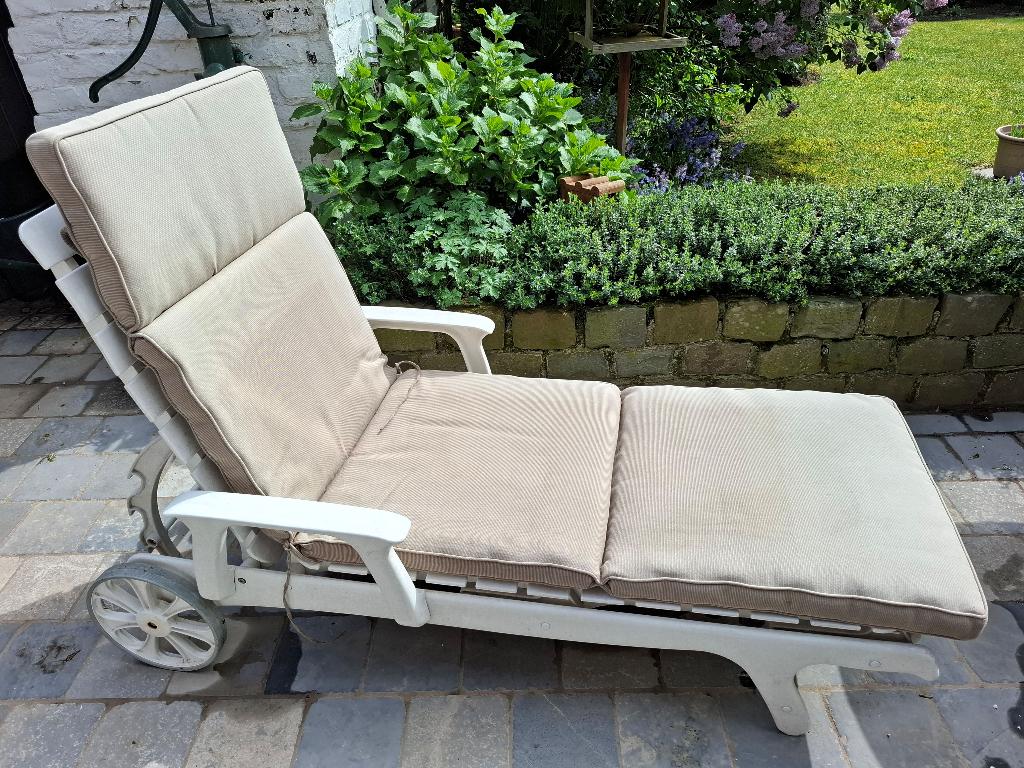 ligbed, Jardin & Terrasse, Chaises longues, Enlèvement, Utilisé, Plastique, Mobile