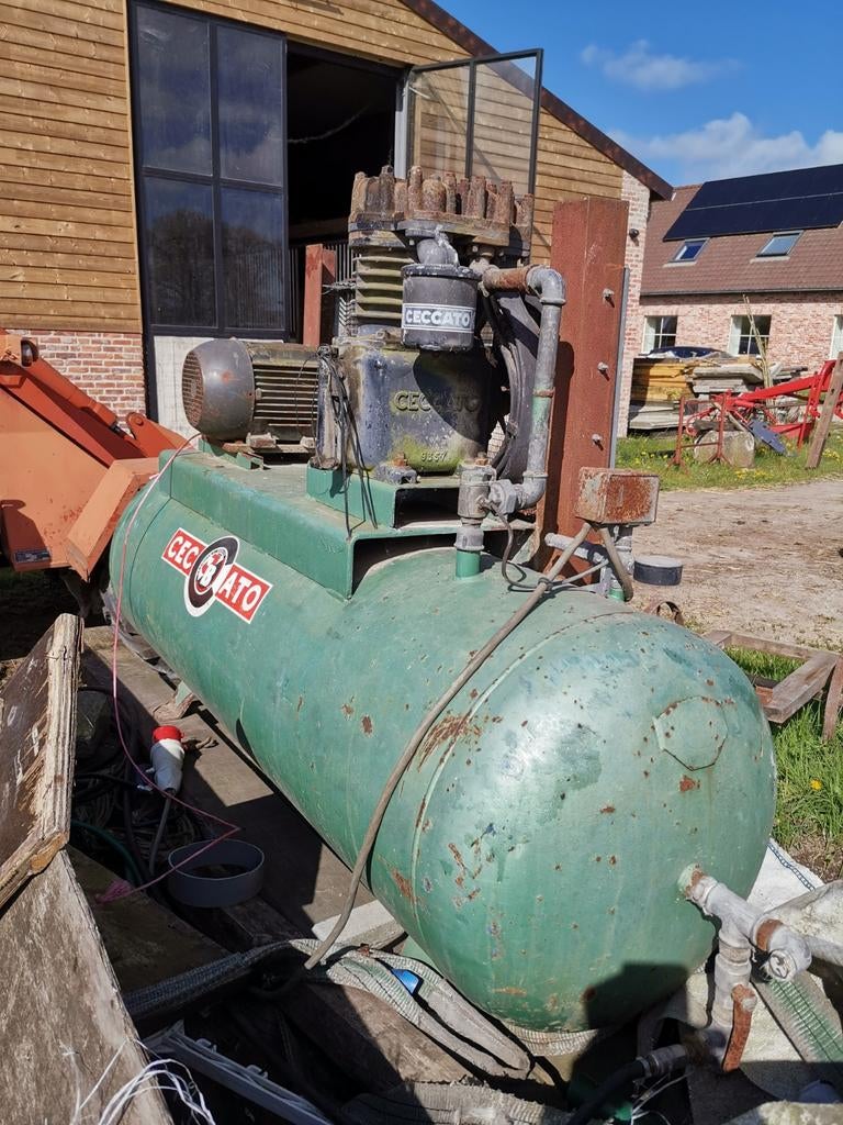 Compressor 400L, Enlèvement