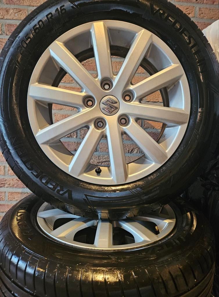 Ensemble d'été Suzuki SX4 16 pouces 5x114.3 205-60R16 profil, Pneus et Jantes, 16 pouces, Pneus été, 205 mm