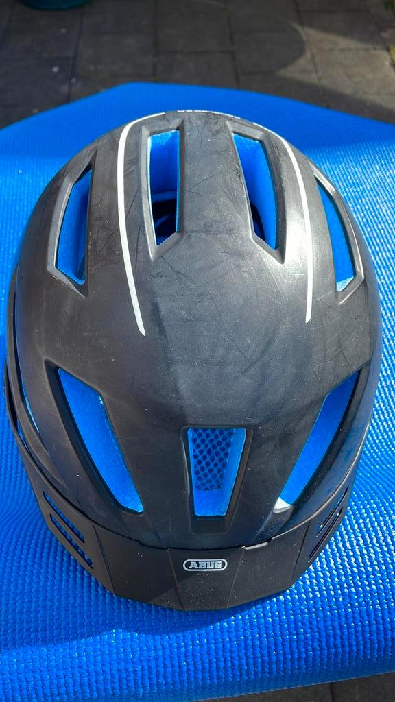 Abus Pedelec 2.0 fietshelm, Fietsen en Brommers, Fietsaccessoires | Fietshelmen, Zo goed als nieuw, L, Ophalen of Verzenden