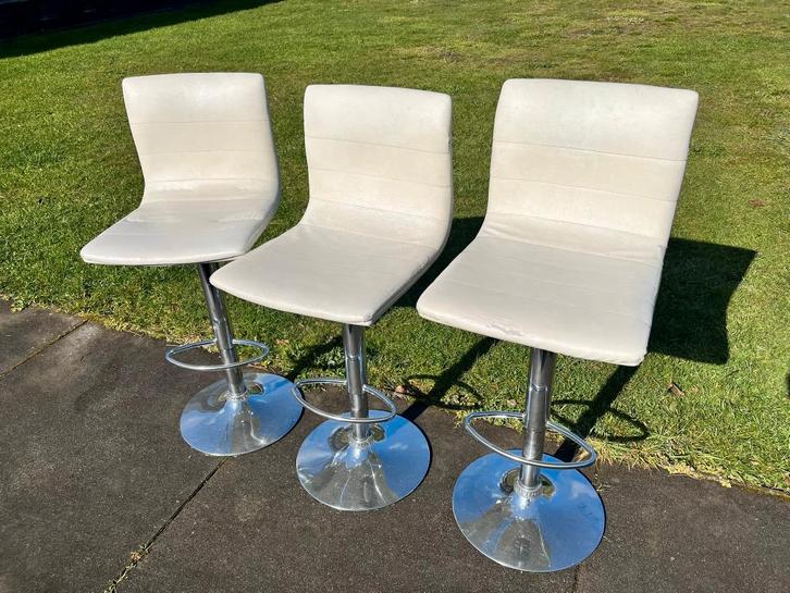 Ensemble de 3 tabourets de bar, réglables en hauteur, Maison & Meubles, Tabourets de bar, Utilisé, 60 à 90 cm, Synthétique, 3 tabourets