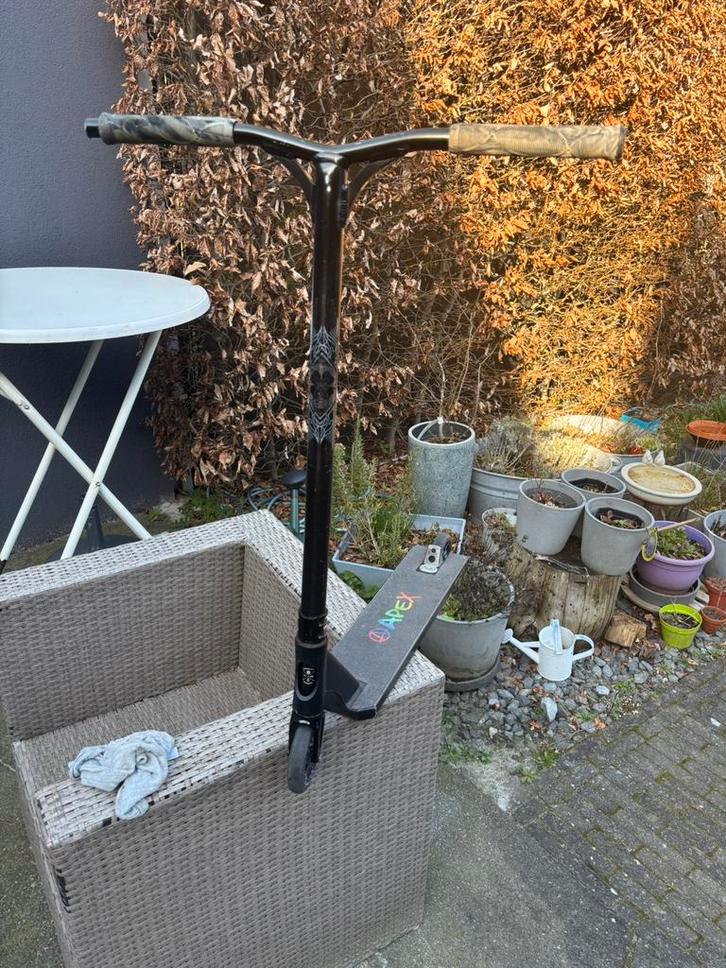 Stuntstep, Maison & Meubles, Lampes | Lampadaires, Utilisé, 100 à 150 cm, Métal, Enlèvement