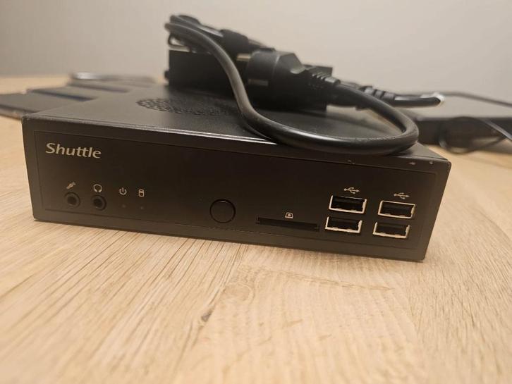 Mini PC Shuttle DS81 i5-4460S / 8 Go / SSD 120 Go / Wi-Fi, Informatique & Logiciels, Ordinateurs de bureau, Reconditionné, 2 à 3 Ghz