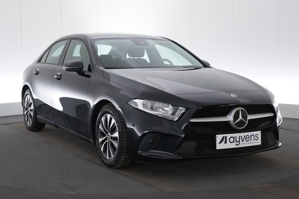 (2ATD054A) MERCEDES-BENZ A LIMOUSINE, Auto's, Stof, Gebruikt, 116 pk, Zwart