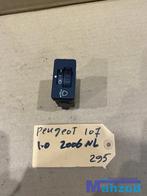 PEUGEOT 107 C1 AYGO Koplamp hoogteverstel schakelaar 2005-20, Auto-onderdelen, Taurusavenue 1
2132 LS  Hoofddorp, NL, Gebruikt