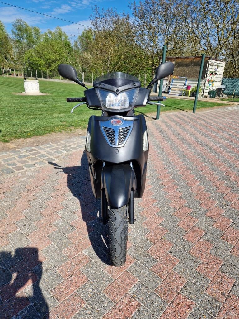 ZEER MOOIE A-KLASSE TE KOOP, Fietsen en Brommers, Scooters | Kymco, Elektrisch, Ophalen