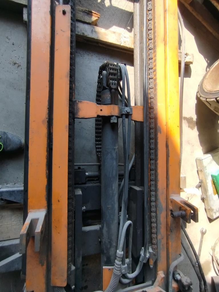 Pièces d'origine Still efg 2.5/6013, mât de levage avec pomp, Articles professionnels, Machines & Construction | Chariots élévateurs & Transport interne