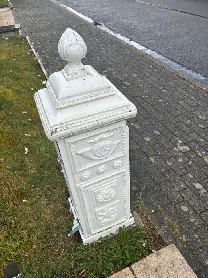 Brievenbus, Tuin en Terras, Brievenbussen, Gebruikt, Staande brievenbus, Beton, Ophalen