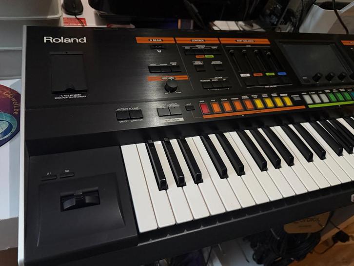 Roland jupiter 80, Musique & Instruments, Synthétiseurs, Comme neuf, 76 touches, Roland, Avec connexion MIDI, Enlèvement