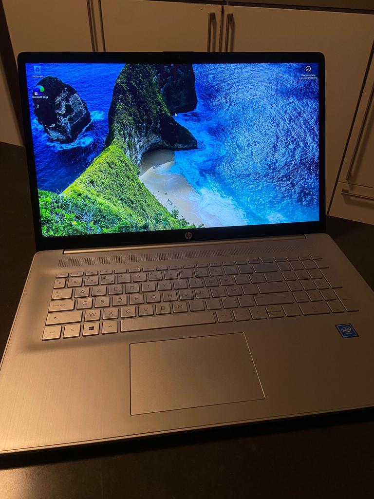 HP 17-cn0034nb Laptop - Intel Celeron N4020, 8GB RAM, 1TB HD, Computers en Software, Windows Laptops, Ophalen, HDD, 8 GB, Zo goed als nieuw