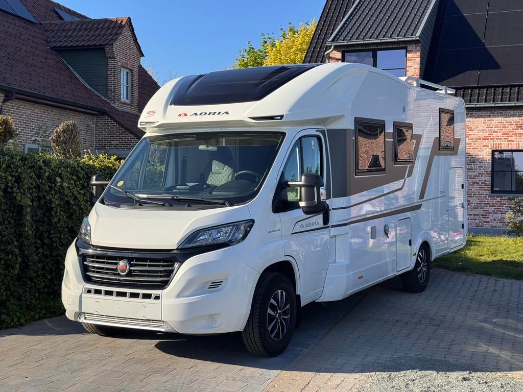 ADRIA 670 SL PLUS, Caravans en Kamperen, Integraal, Douche, Bedrijf, Adria