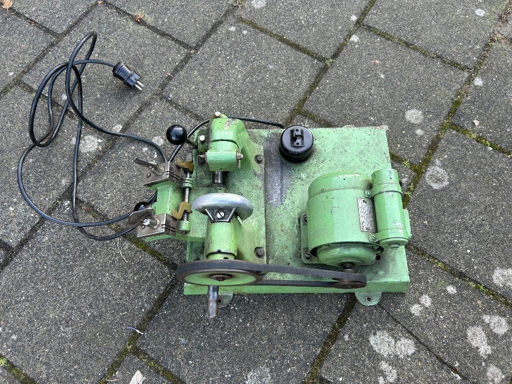 :Meuleuse à clés Borkey, Bricolage & Construction, Outillage | Meuleuses, Enlèvement ou Envoi, Utilisé, Autres types