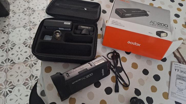 godox Witstro AD200, TV, Hi-fi & Vidéo, Photo | Flash, Comme neuf, Autres marques, Enlèvement