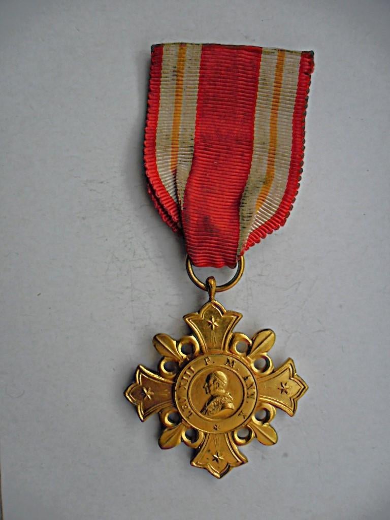 Pro Ecclesia Cross en Pauselijke Paus Leo XIII 1888, Verzenden, Overige landen, Losse munt