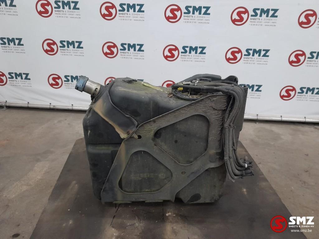 Occ Réservoir AdBlue Mercedes, Autos : Pièces & Accessoires, Pièces camion, Utilisé, Mercedes-Benz, Systèmes à carburant