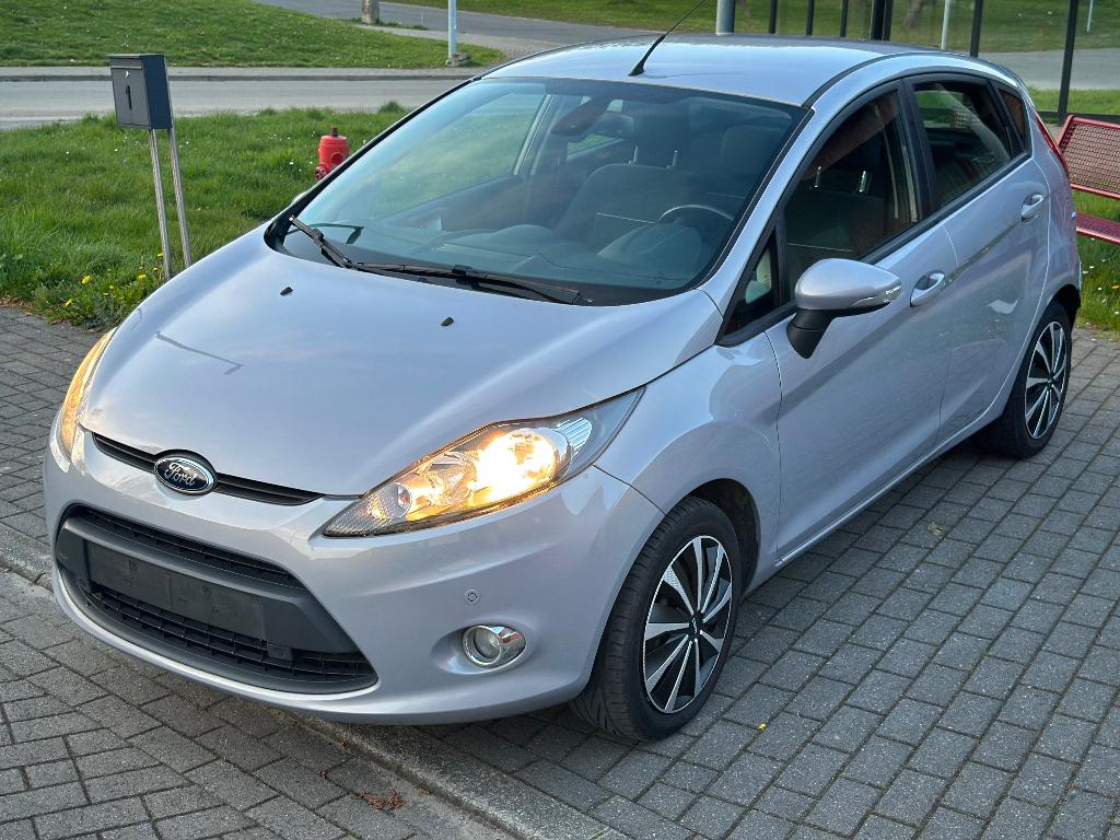Ford fiesta 1.4Tdci Euro5 1 er propriétaire prête immatricul, Autos, Achat, Entreprise, 5 portes, Fiësta