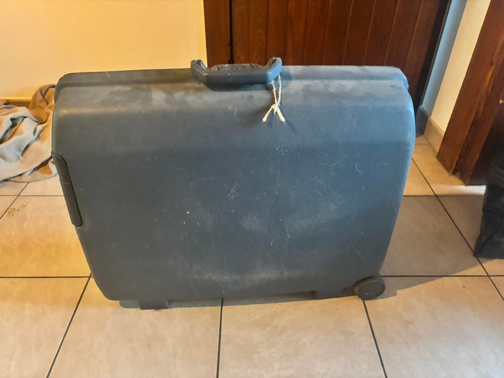 Reiskoffer, Ophalen, Zo goed als nieuw