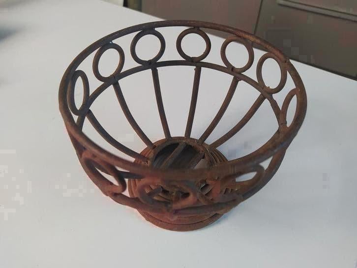 Gietijzeren bloembak/plantenbak/vuurkorfje, Ophalen of Verzenden