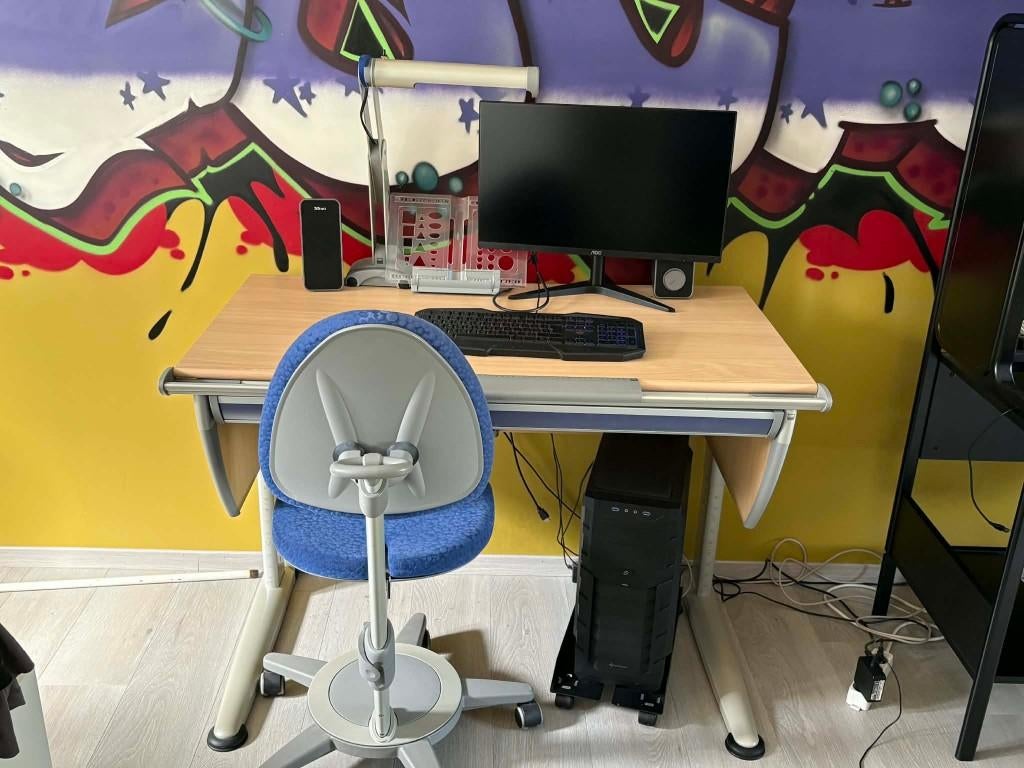 2 Meegroeibureau en bureaustoelen Moll, Huis en Inrichting, Bureaus, Ophalen, 115 cm, 65 cm, Schoolbureau