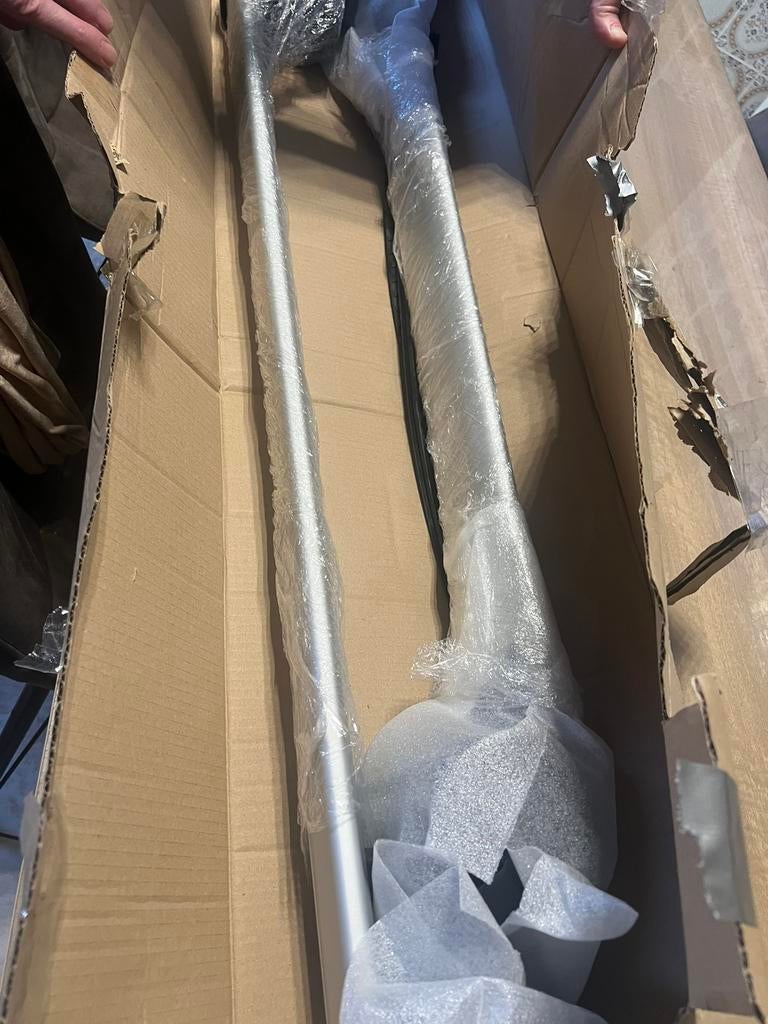 Barre de toit mercedes glc ou ml, Auto-onderdelen, Sidebars, Ophalen, Nieuw