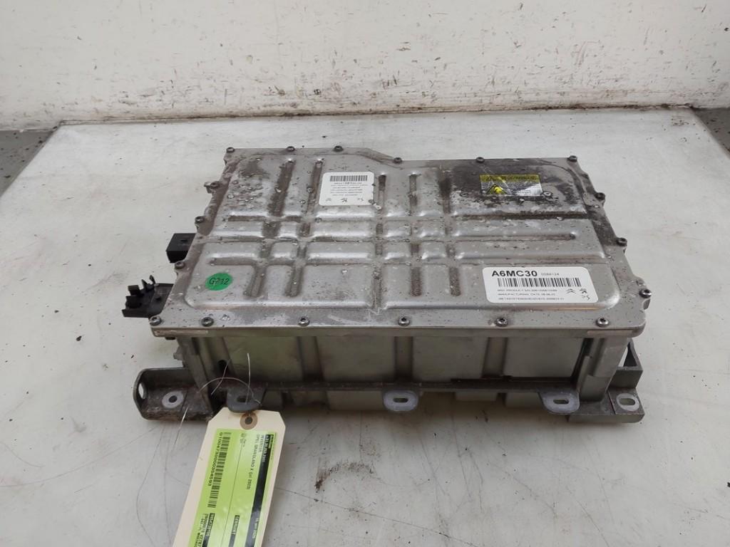 CHARGEUR DE BATTERIE (|9854738180|9843767880|9696026480|1691, Dhr. J. Ham, Utilisé, Administratie@autoham.nl, Nijkerkerstraat 27a 27a
3821 CD  AMERSFOORT, NL