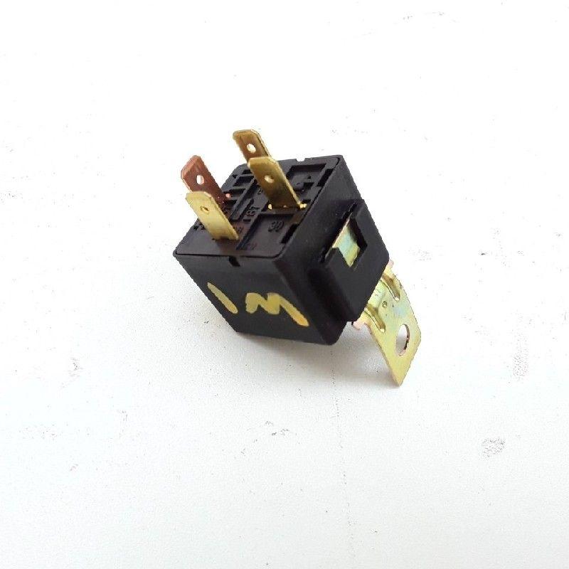 RELAIS Daewoo / Chevrolet Captiva (C100) (|96329341|), Gebruikt, Daewoo