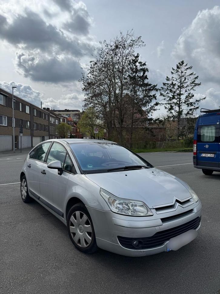 Citroën C4, Autos, Citroën, Particulier, C4, Essence, Euro 5, Hatchback, 5 portes, Automatique, Argent ou Gris, Noir, Tissu, Traction avant