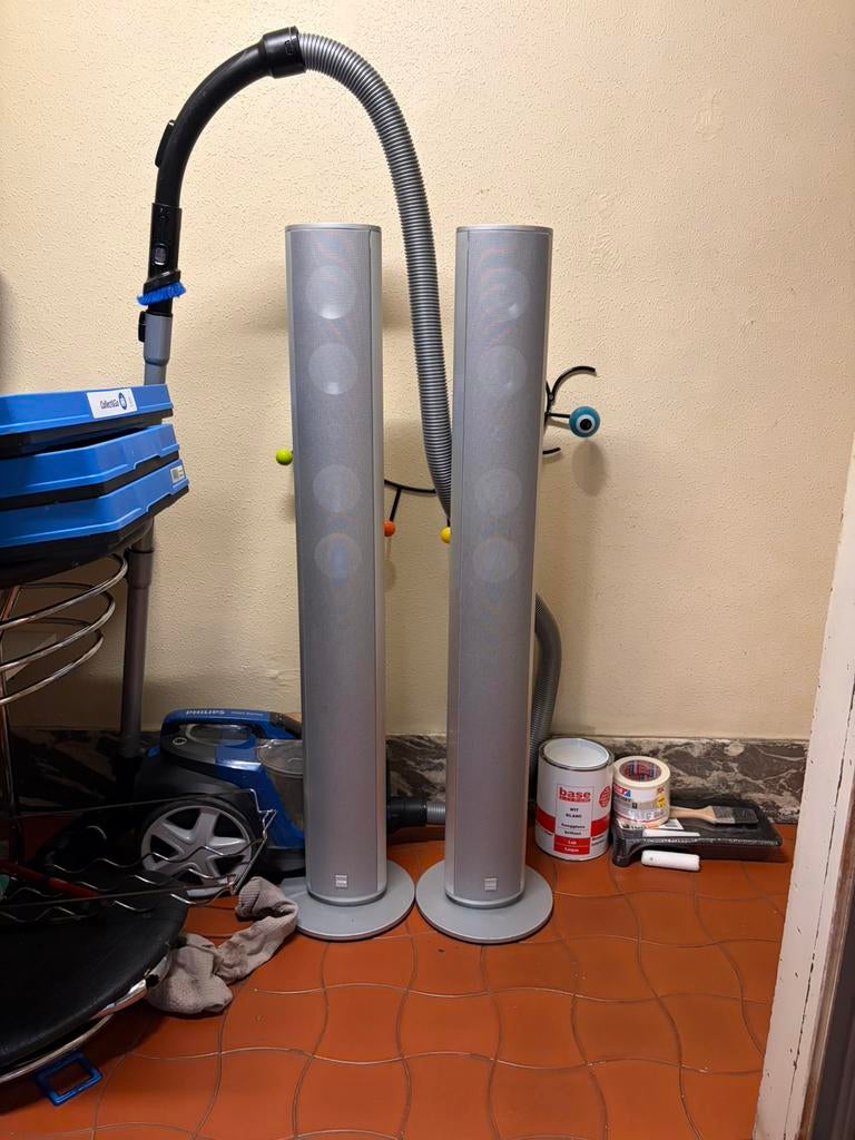 canton luidsprekers torens, Enlèvement, Comme neuf