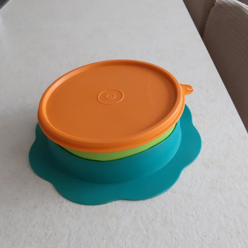 Tupperware kinderbord met antislip., Ophalen of Verzenden