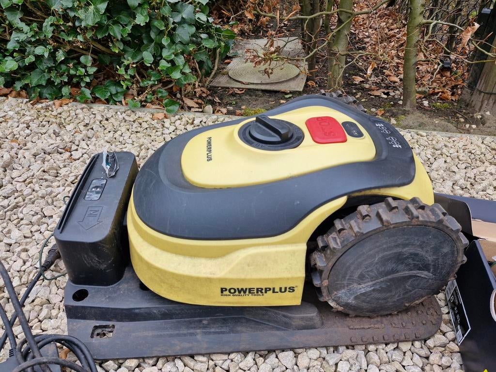 Robotmaaier, Tuin en Terras, Ophalen