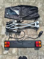 Thule Xpress fietsendrager voor 2 fietsen + verlichtingsbalk, Auto diversen, Fietsendragers, Ophalen, 2 fietsen, Zo goed als nieuw