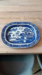 Plat en faïence décor bleu “Willow pattern” style anglais, Enlèvement