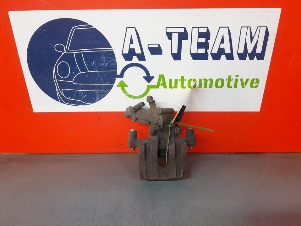 REMKLAUW LINKS ACHTER ABS Opel Vectra C (01-2002/12-2010), Gebruikt, Opel