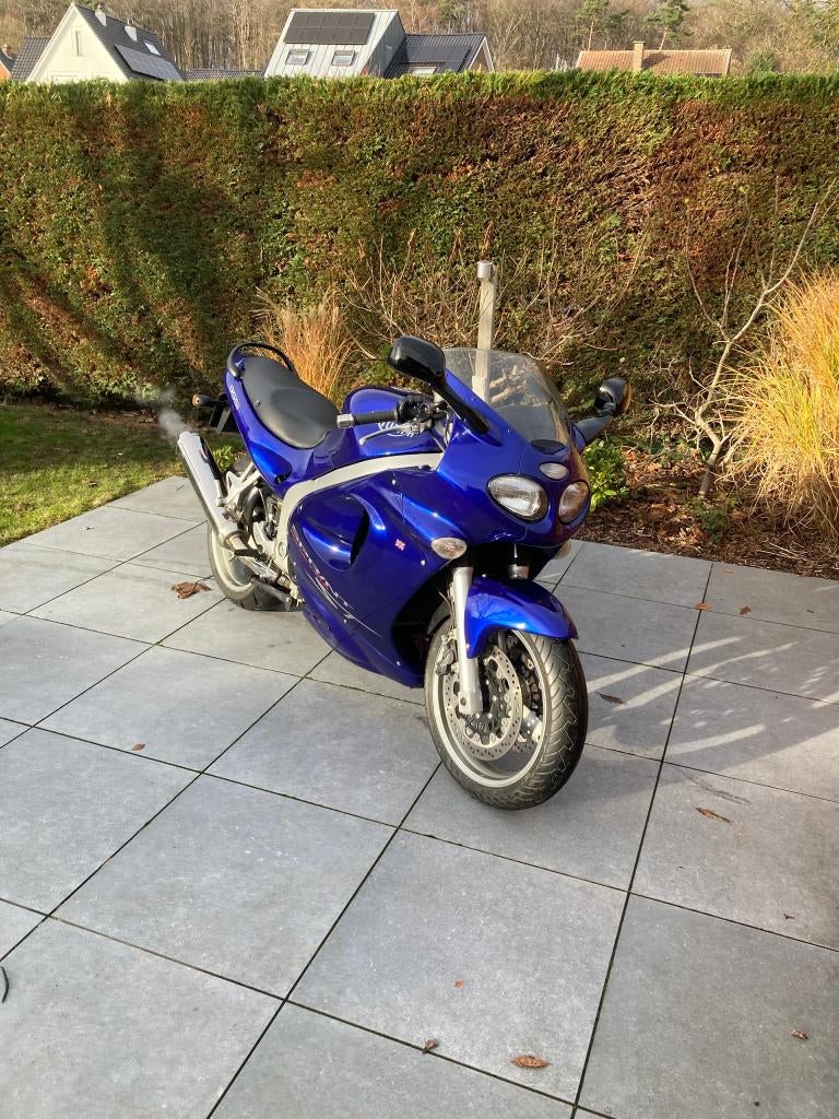 Triumph Sprint 955i Bleu saphir, Motos, Motos | Triumph, Particulier, Tourisme, plus de 35 kW, 3 cylindres, ABS, Manuelle, Occasion