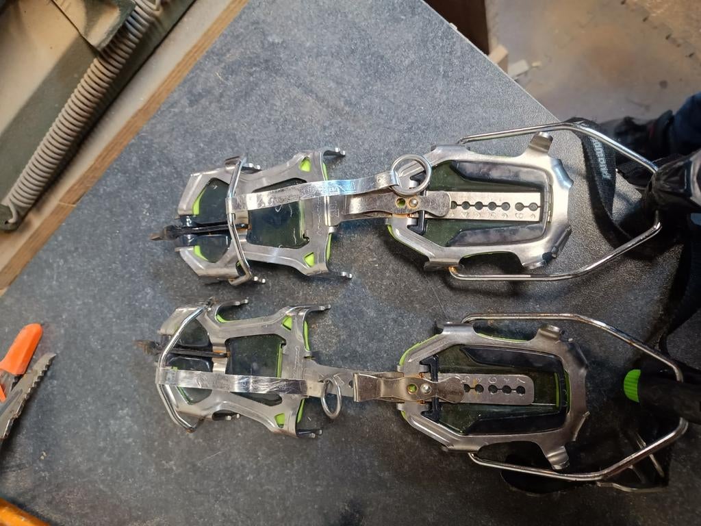 Black Diamond Stinger, Sport en Fitness, Klimsport, Ophalen