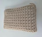 Gehaakt toilettasje in glansdraad. NIEUW !, Hobby en Vrije tijd, Breien en Haken, Ophalen of Verzenden, Nieuw