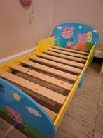 Peuterbed peppa pig met toebehoren zo goed als nieuw, Ophalen, Matras